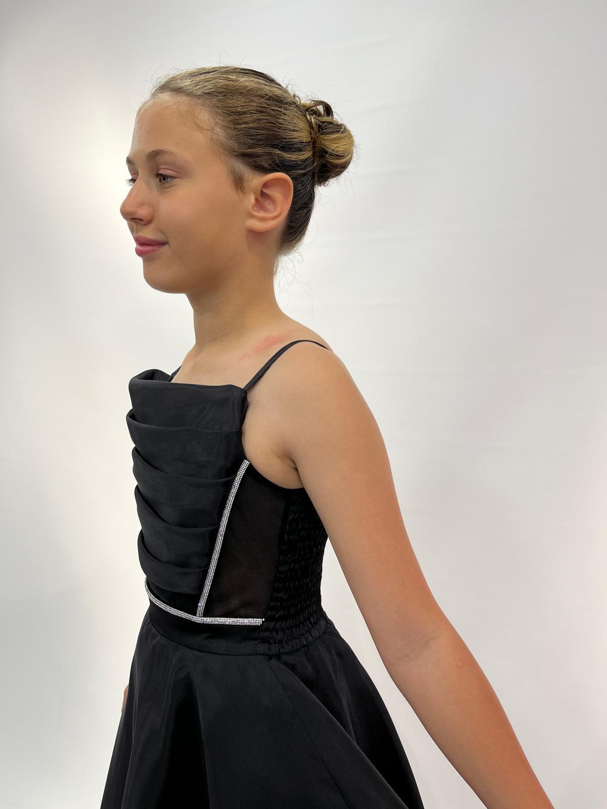 Kız Çocuk Abiye Siyah Askılı  Uzun Şifon Kolları Çıkabilen Drape Yaka  Abiye Elbise 10-15 Yaş