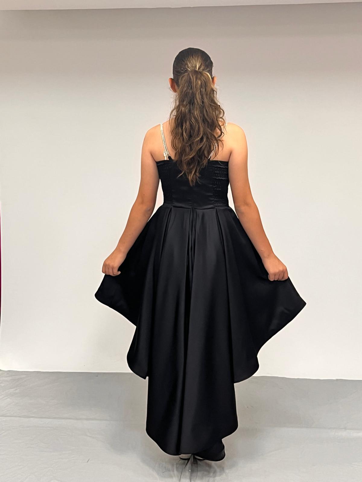 Kız Çocuk Abiye Siyah Taş Kordon Askılı Kalp Yaka  Mat Saten Kuyruklu Abiye Elbise 10-15 Yaş