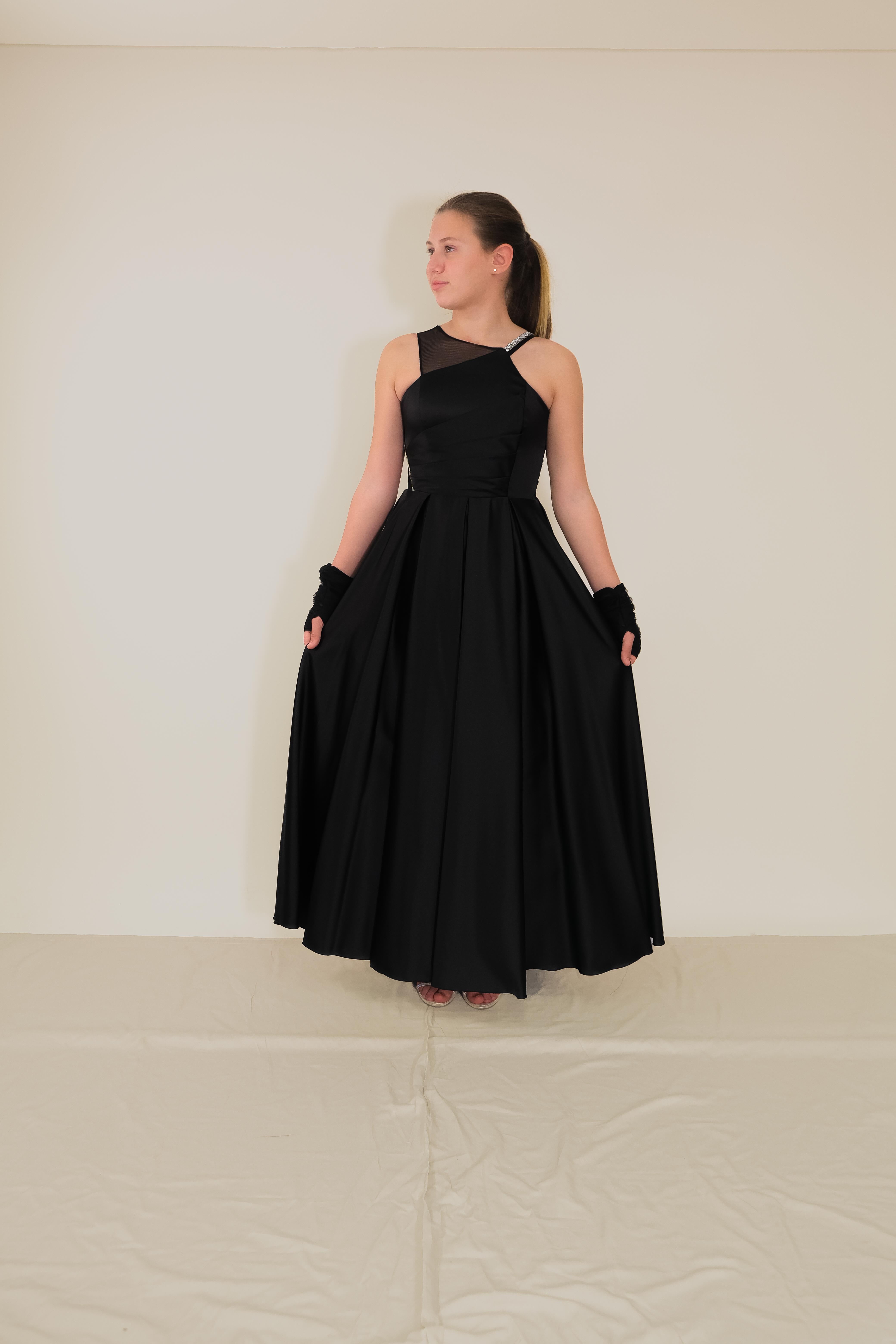 Kız Çocuk Abiye Siyah Uzun Saten  Asimetrik Yaka Örgü Taş Askı Tül Eldivenli Abiye Elbise 10-15 Yaş