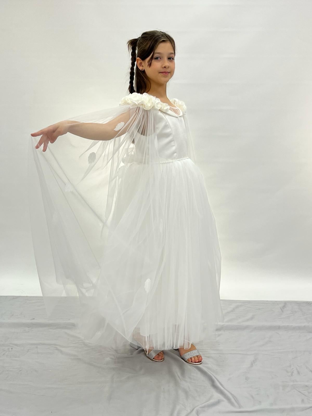 Kız Çocuk Abiye Beyaz Uzun Tüllü Pelerinli Yakası Çiçekli Abiye 6-14 Yaş