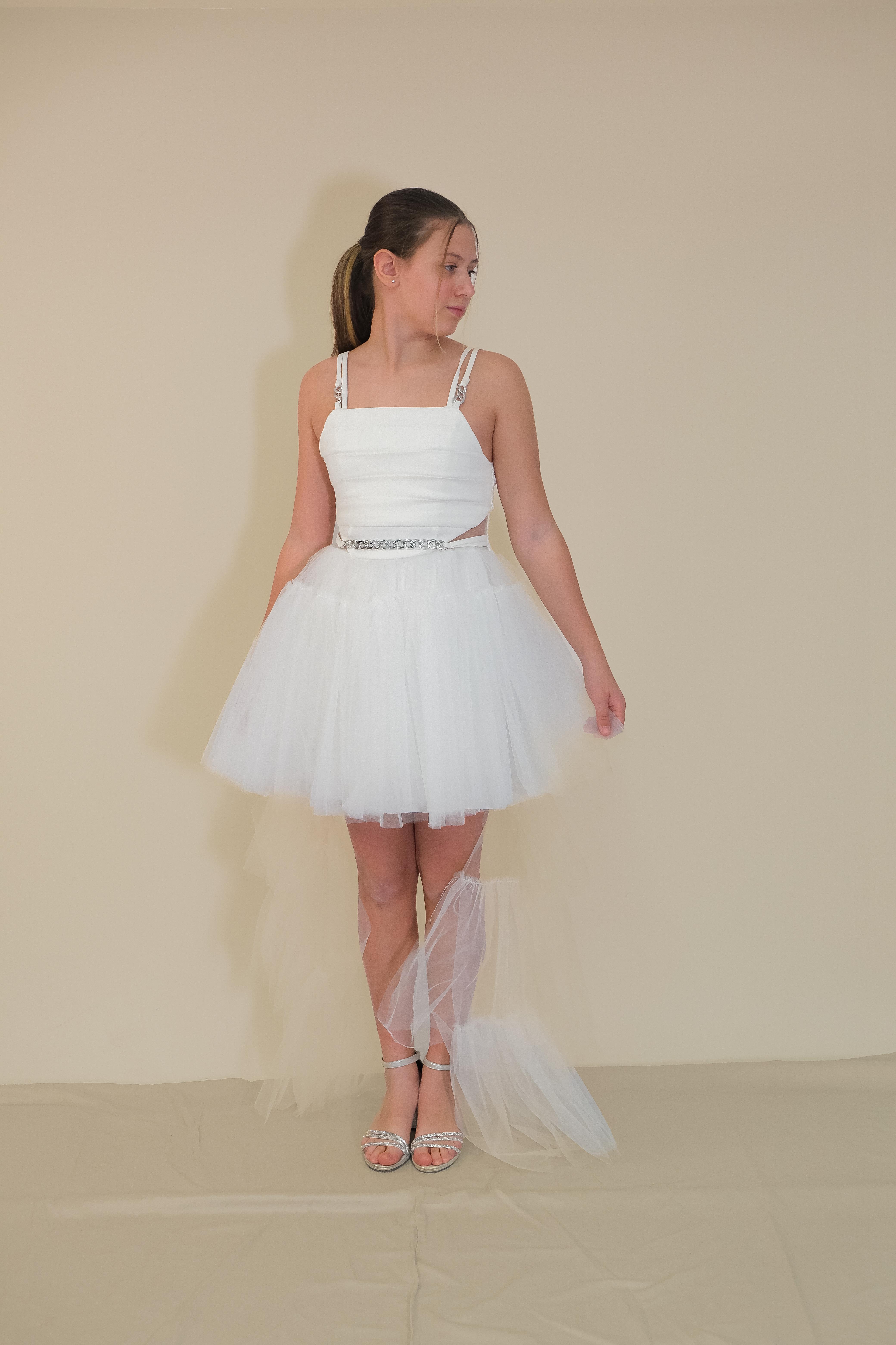 Kız Askılı Beyaz Zincir Detaylı Kat Etekli Kuyruklu Abiye 10-15 Yaş