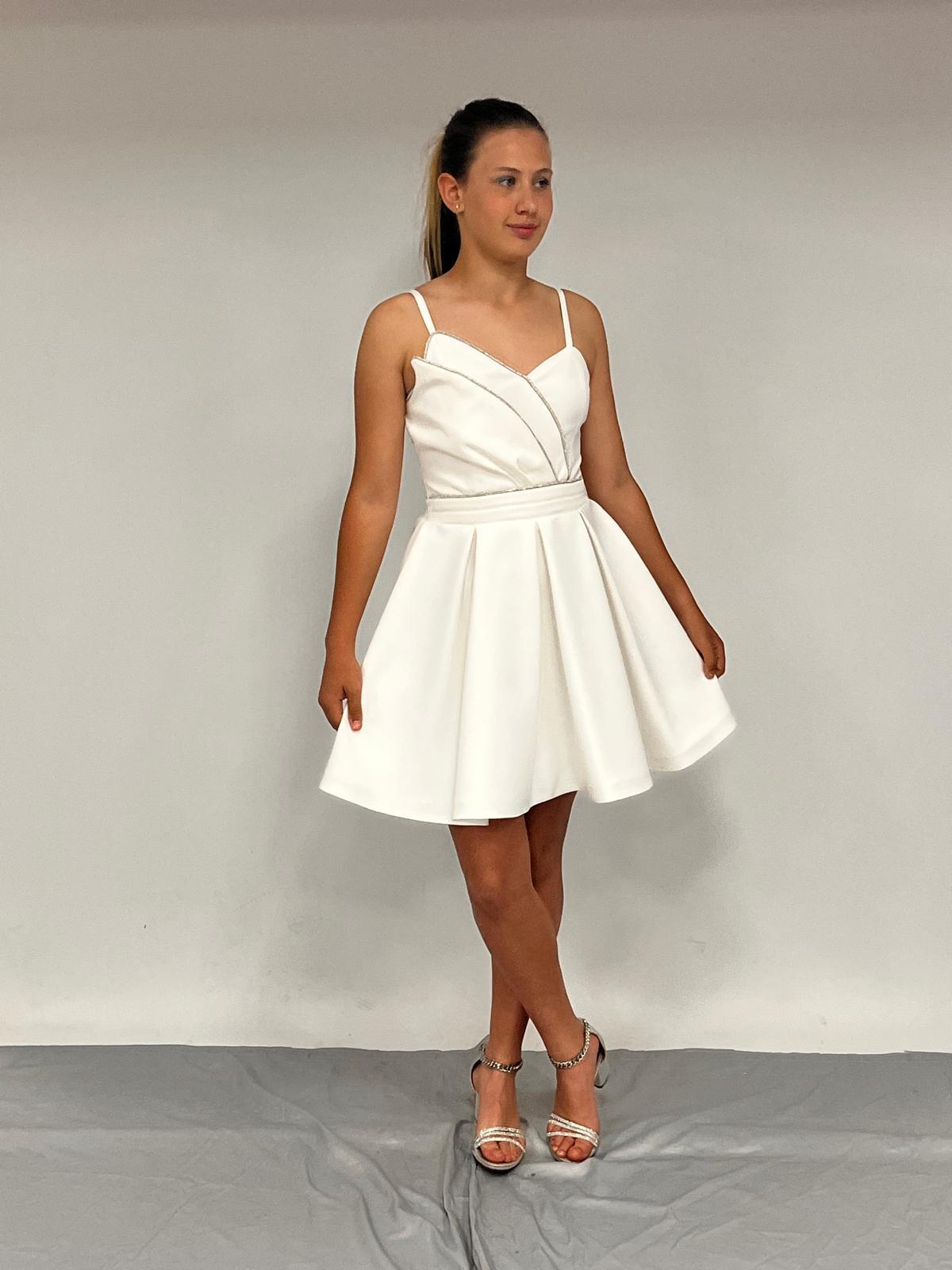 Kız Çocuk Abiye Kısa Krem Krep Kumaş  Askılı Asimetrik Yaka Şerit Taş Detaylı  Erkut  Abiye Elbise 10-15 Yaş