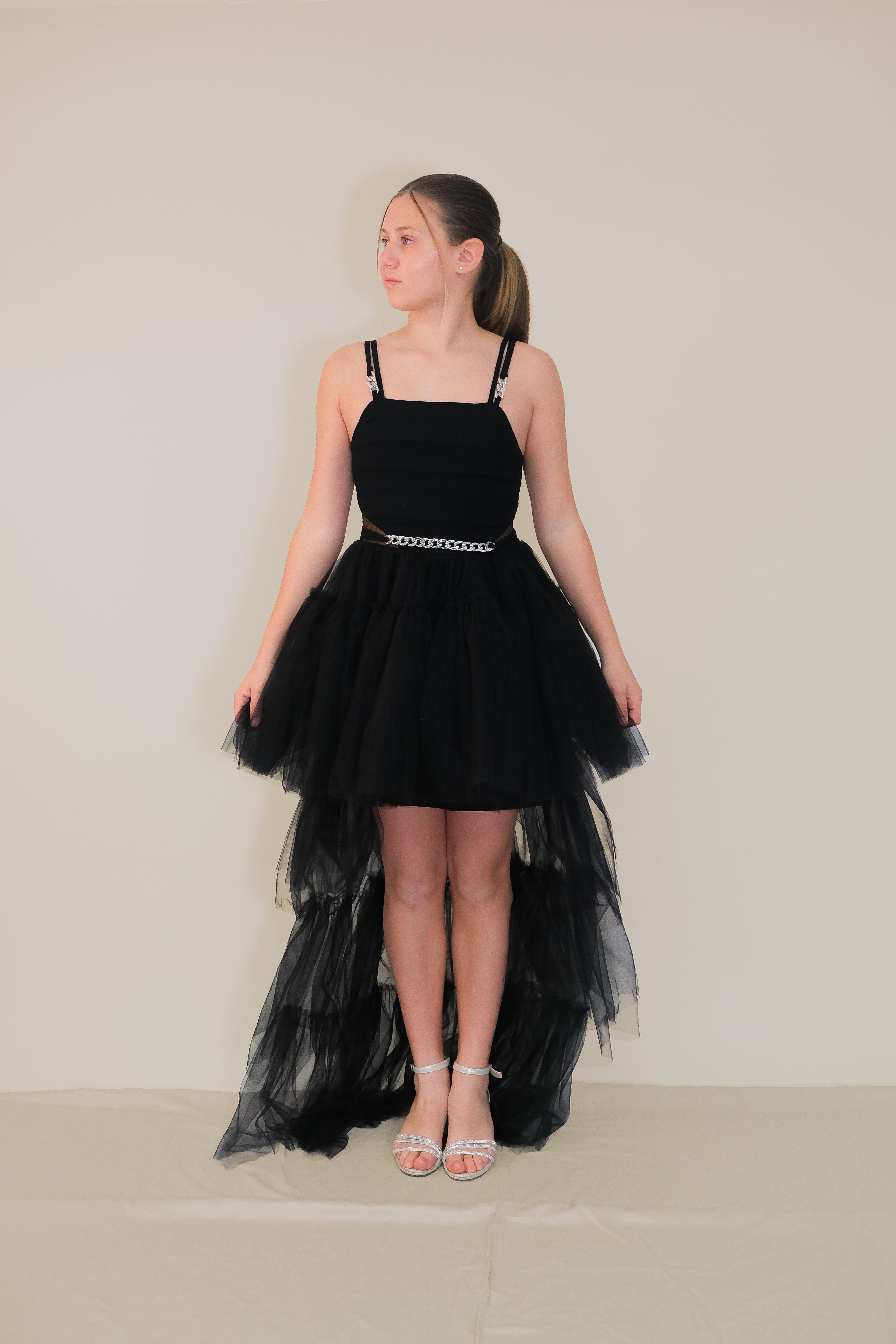 Kız Askılı Siyah Zincir Detaylı Kat Etekli Kuyruklu Abiye 10-15 Yaş