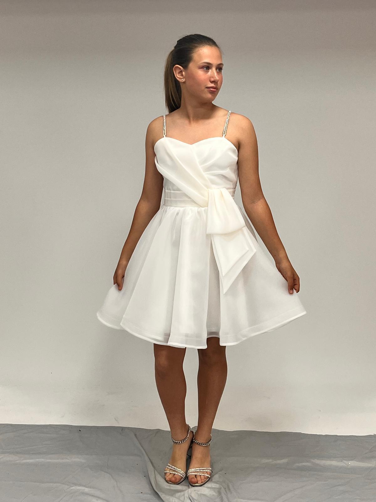 Kız Çocuk Abiye Beyaz Taş Kordon Askılı Kalp Yaka  Kısa Yandan Kendinden Kuşak Detaylı  Şifon Abiye Elbise 10-15 Yaş