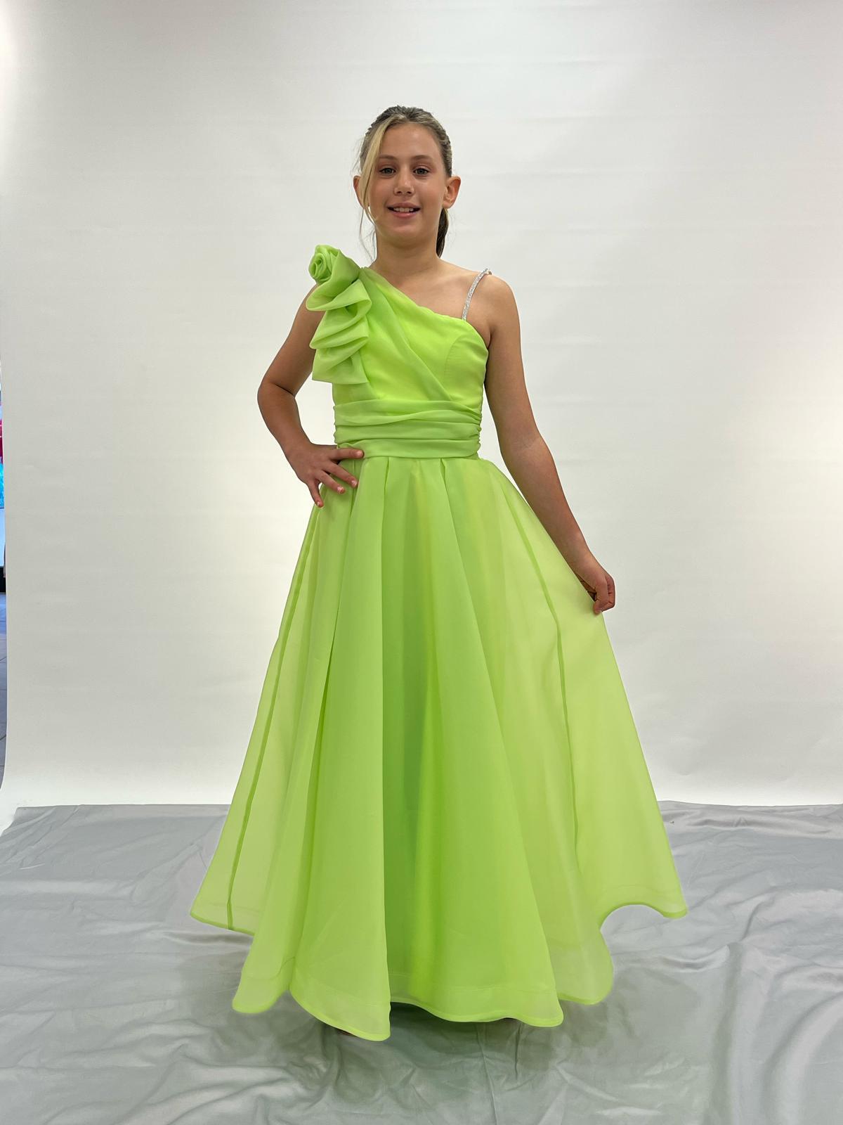 Kız Çocuk Abiye Fıstık Yeşili Tek Omuz Yakası Gül Detaylı Şifon Uzun Çocuk Abiye Elbise 10-14 Yaş