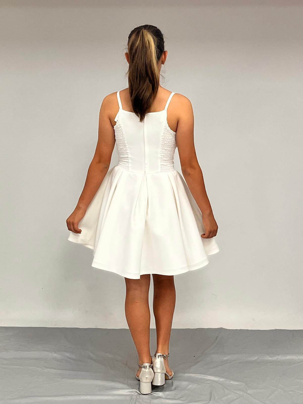 Kız Çocuk Abiye Kısa Krem Krep Kumaş  Askılı Asimetrik Yaka Şerit Taş Detaylı  Erkut  Abiye Elbise 10-15 Yaş