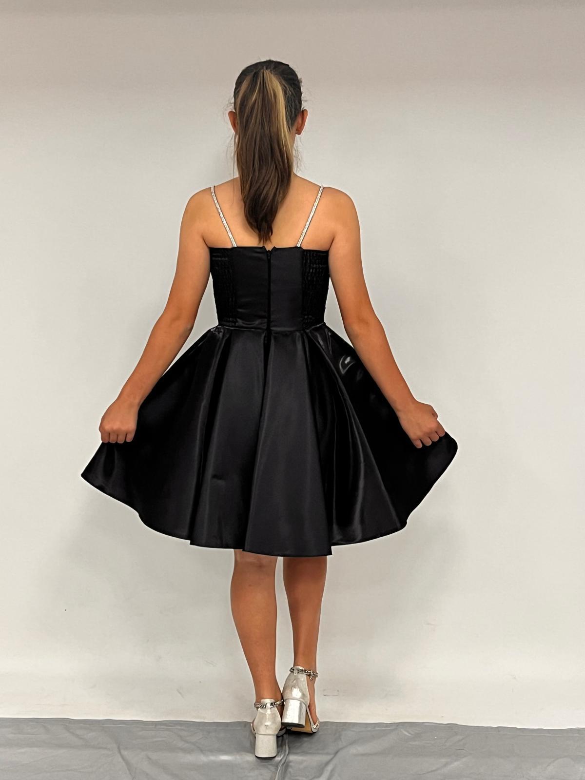 Kız Çocuk Abiye Askılı Kısa Siyah  Asimetrik Yaka  Kordon Taş Askılı  Kanilla Abiye Elbise10-15 Yaş