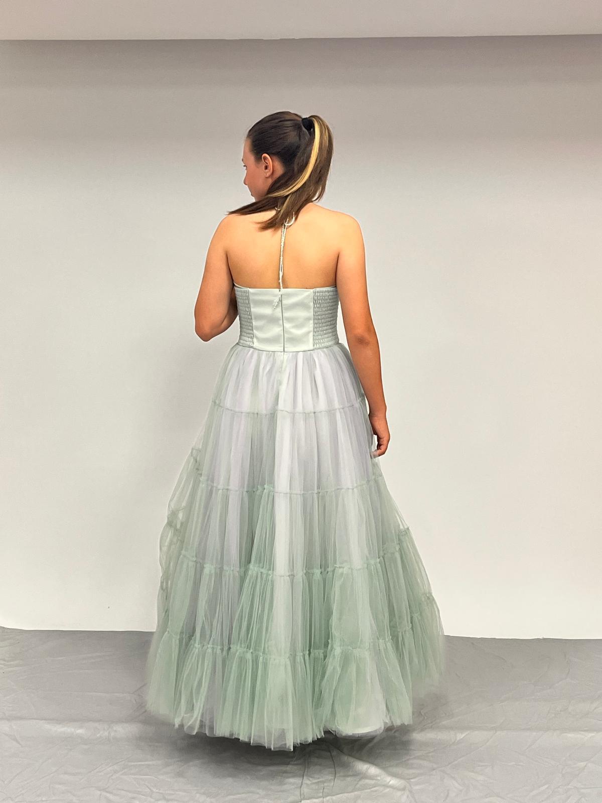 Kız Çocuk Abiye Boyundan Askılı Pullu Kat Kat Uzun Tül Etekli Abiye 7-15 Yaş