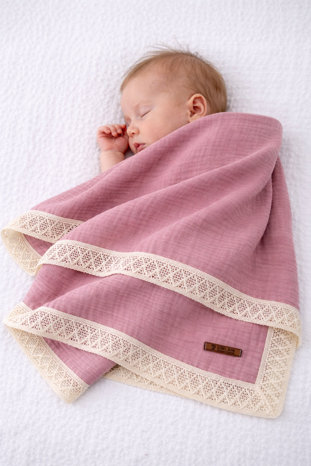 Jaju Baby 100x100 cm 4 Katlı Güpürlü Müslin Battaniye Çok Amaçlı Battaniye