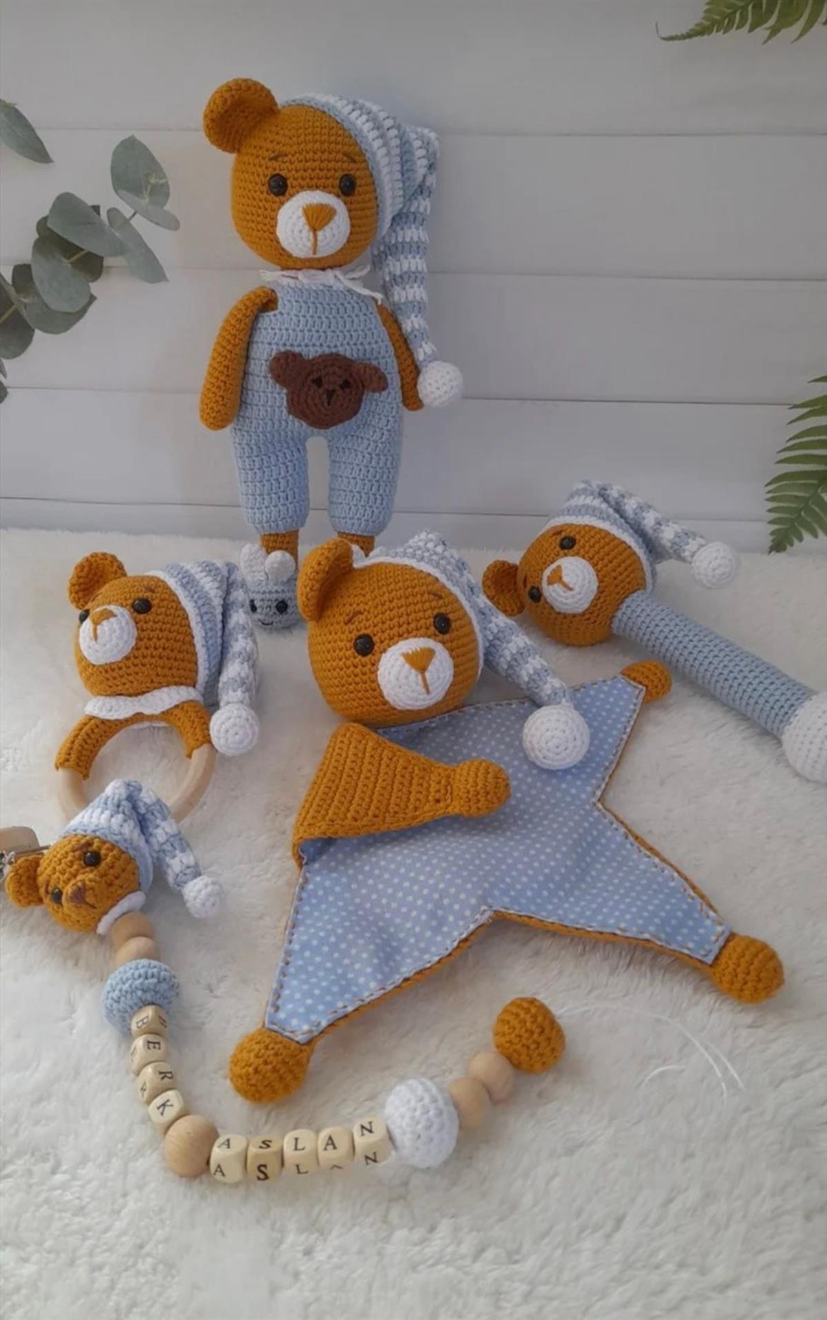 Jaju Baby Amigurumi Ayıcık 25 cm Çıngırak ve Emzik Zincirli Beşli Set