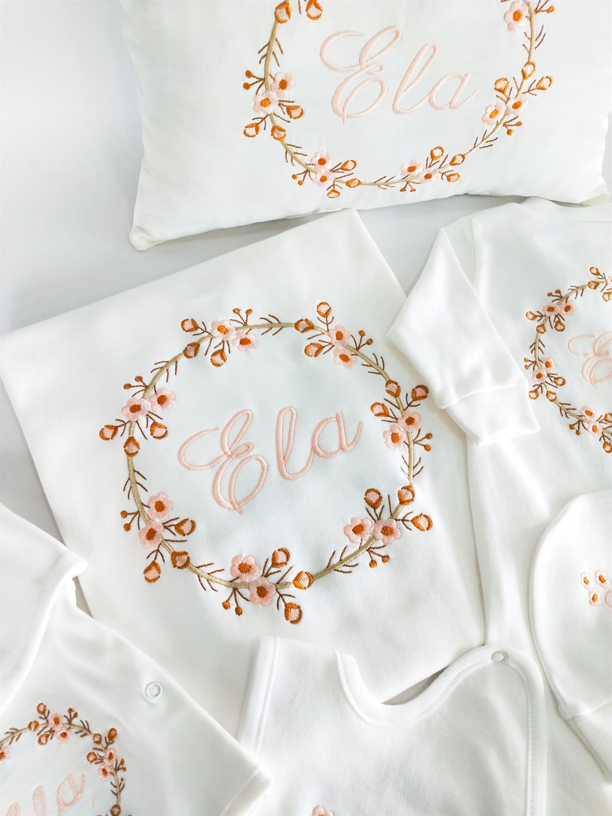 Jaju Baby Çiçek ve İsim İşlemeli Bebek Yeni Doğan Set