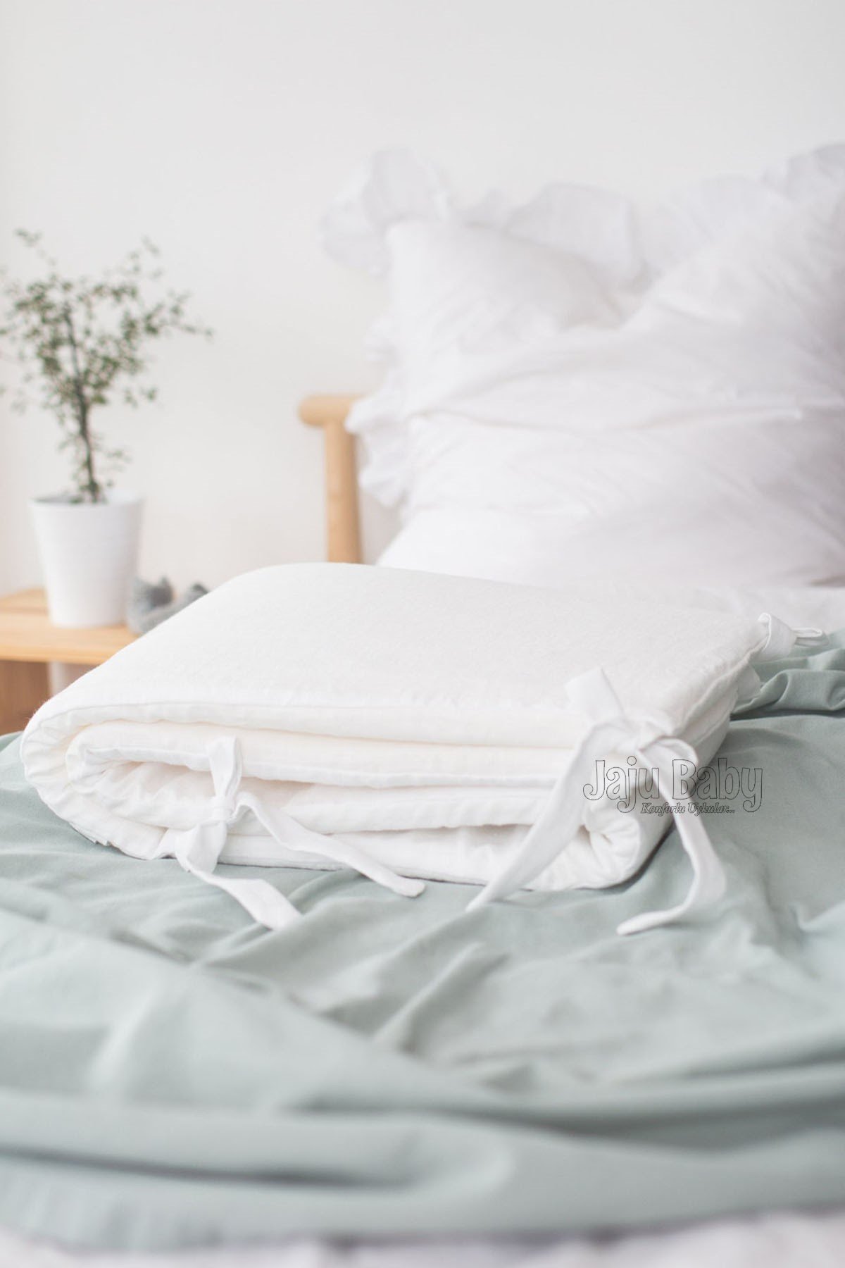 Jaju Baby Düz Renk Beyaz Beşik Kenar Koruma Özel Ölçü