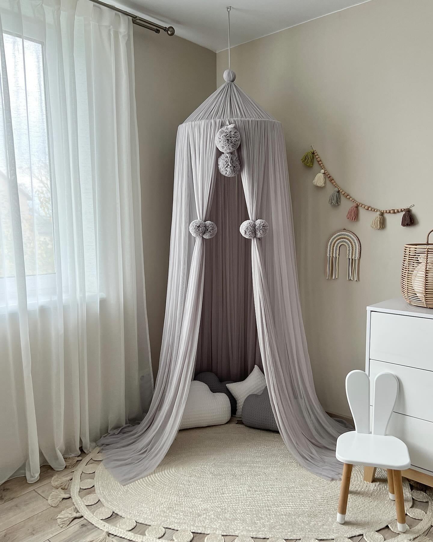 Jaju Baby Gri Renk Kenarları Ponponlu Cibinlik