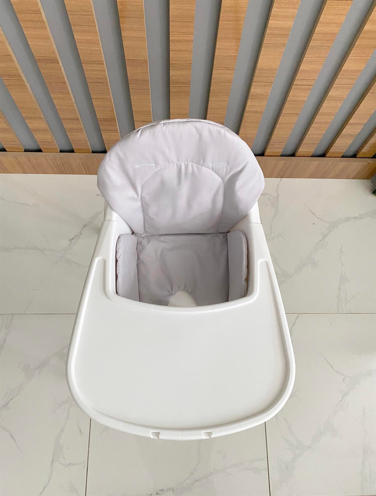 Jaju Baby Gri Renk Mama Sandalyesi Minderi