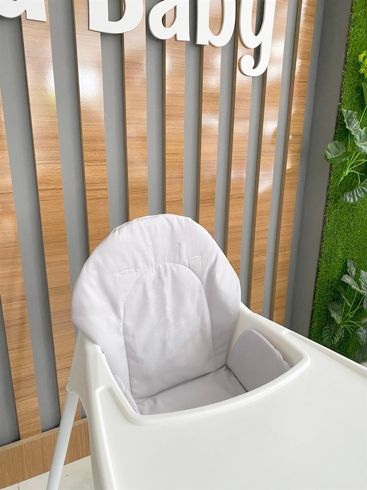 Jaju Baby Gri Renk Mama Sandalyesi Minderi