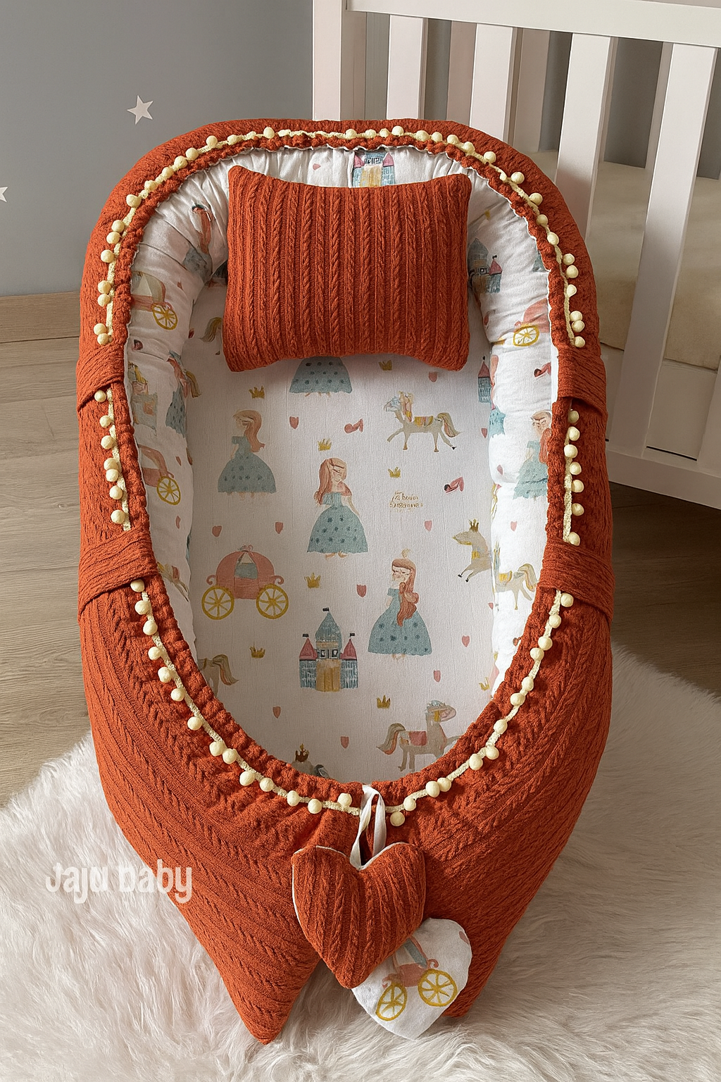 Jaju Baby Kiremit Örgü Kumaş ve Müslin Kumaş Ponponlu Babynest