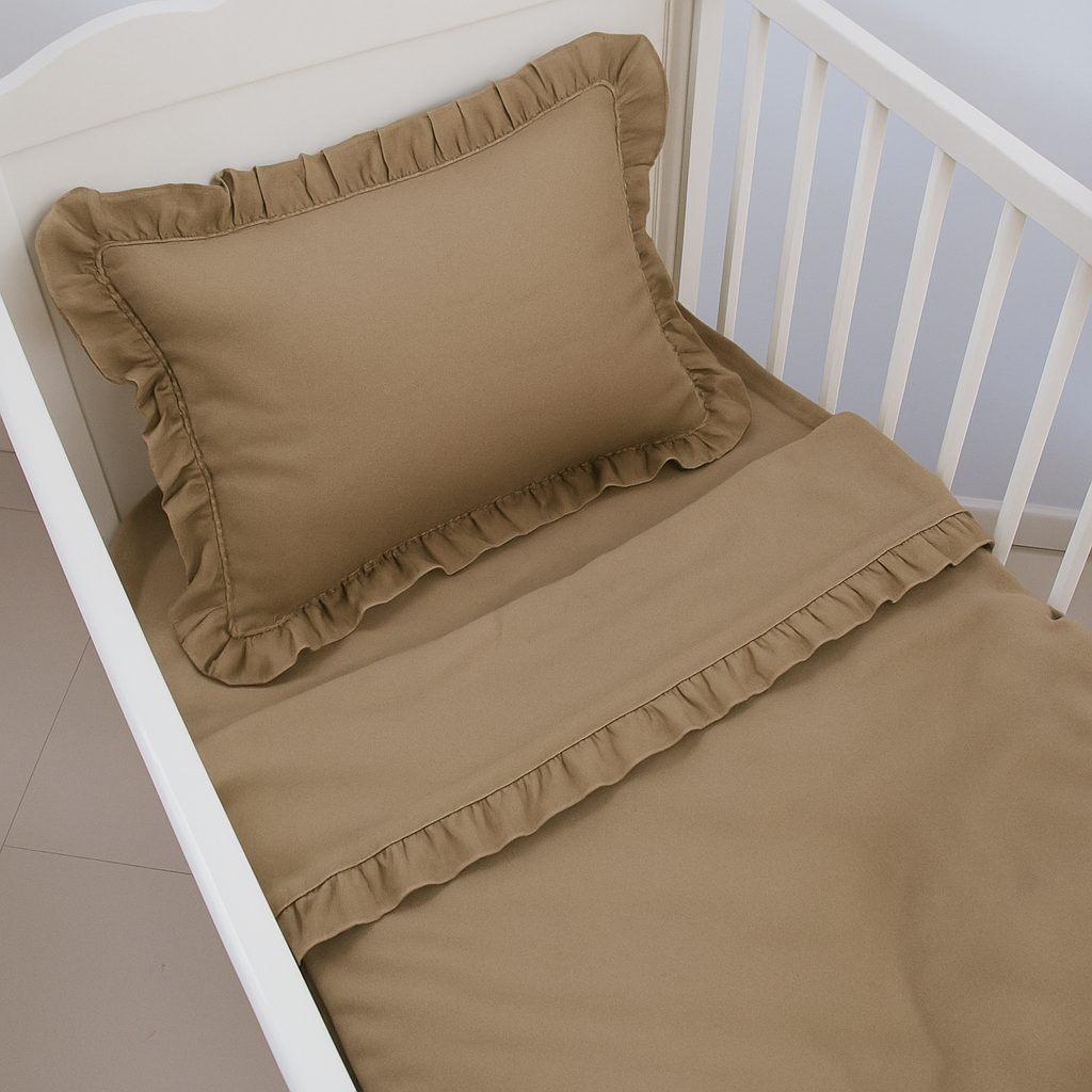 Kahve Bebek Nevresim Takımı – 60x120 | 70x140 | 80x130 Beşik Uyumlu – Fırfırlı Premium Set