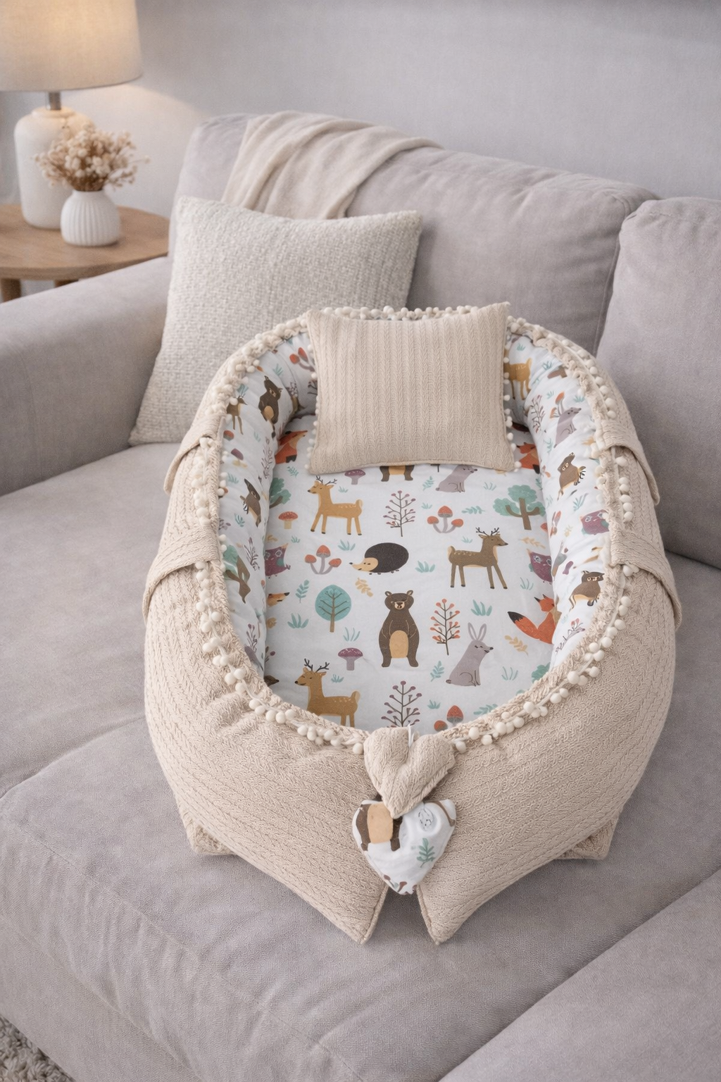 Orman Desenli Bej Örgü Kumaş Lüx Babynest - Güvenli Bebek Uyku Yatağı