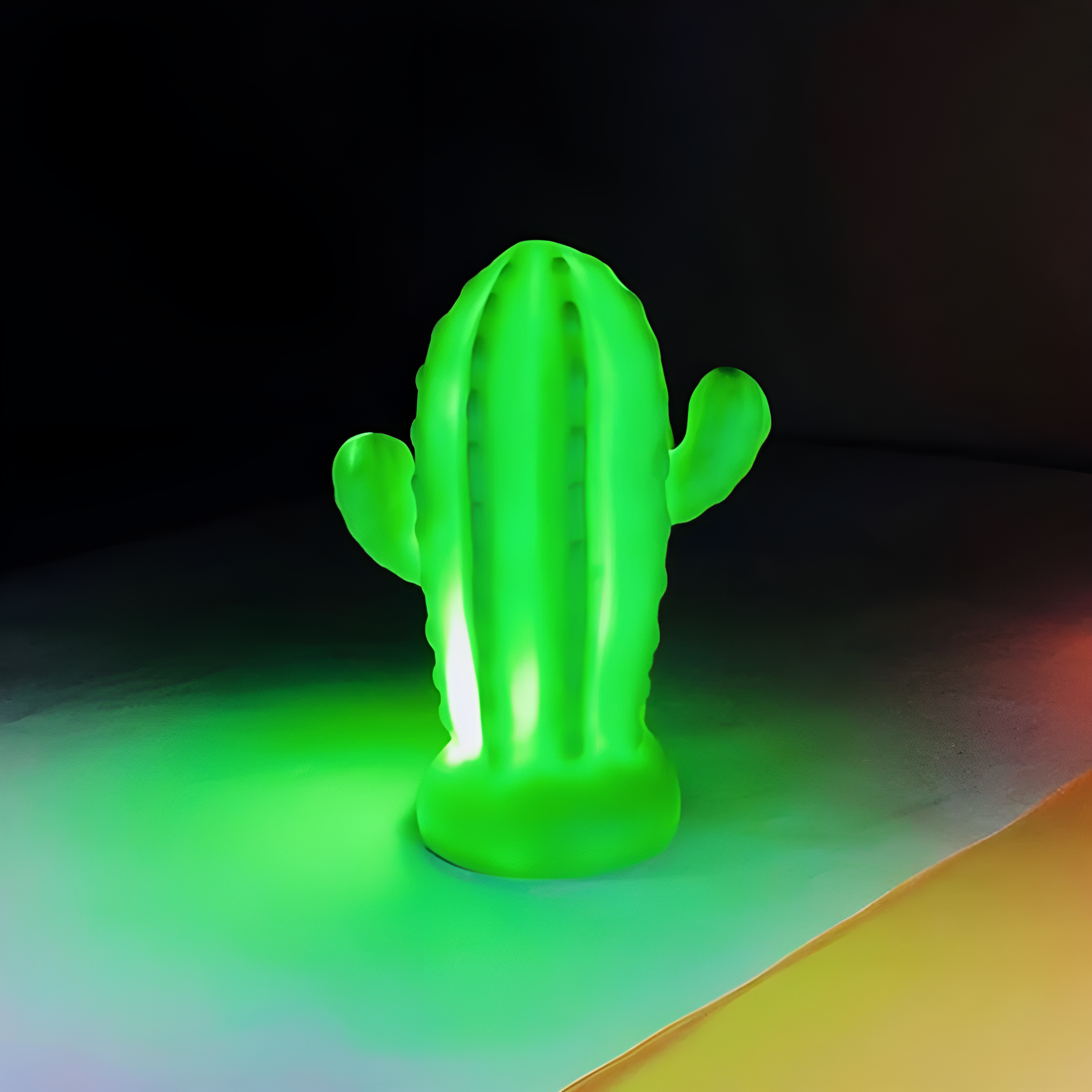Pilli Led Işıklı Sevimli Yeşil Kaktüs Çocuk Gece Lambası Aydınlatması 15x6