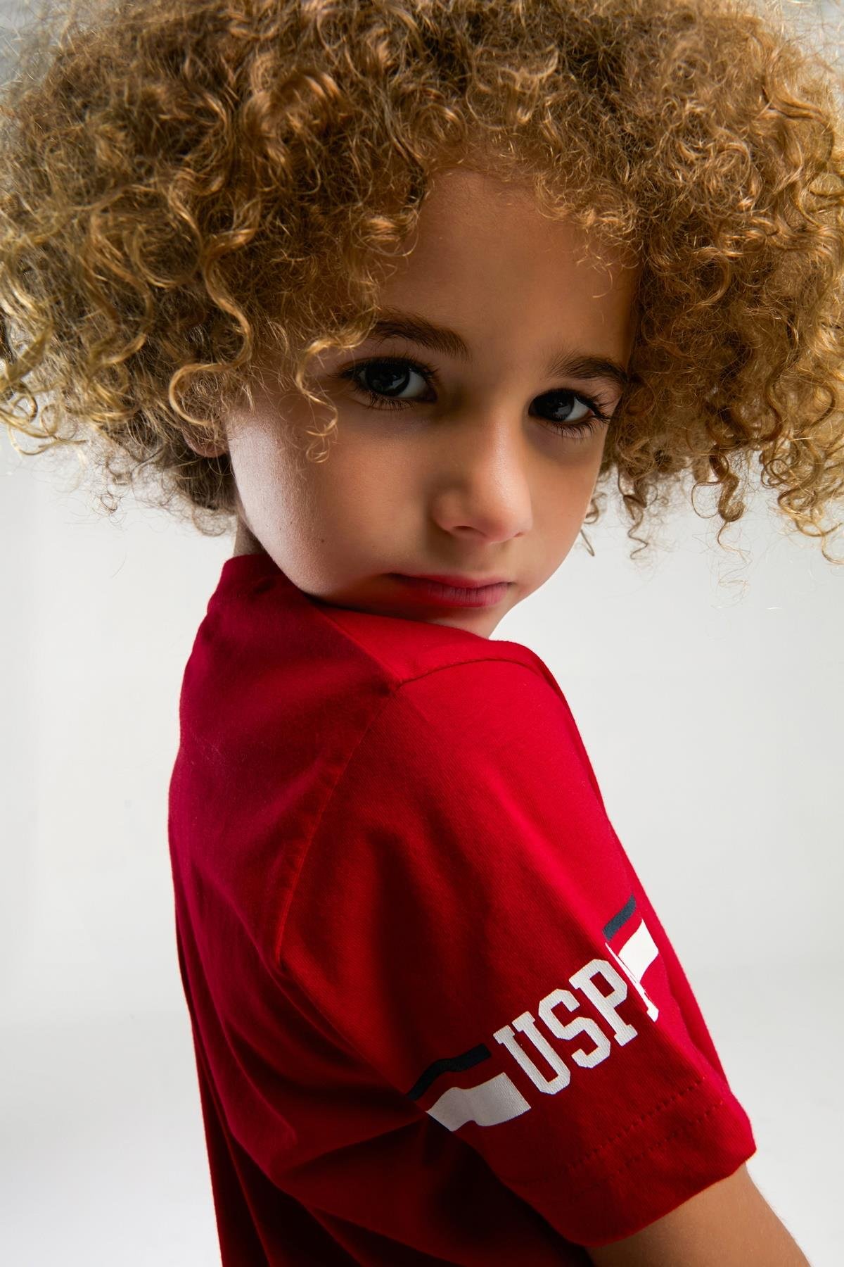 U.S. Polo Assn. Erkek Çocuk Kırmızı Bermuda Takım