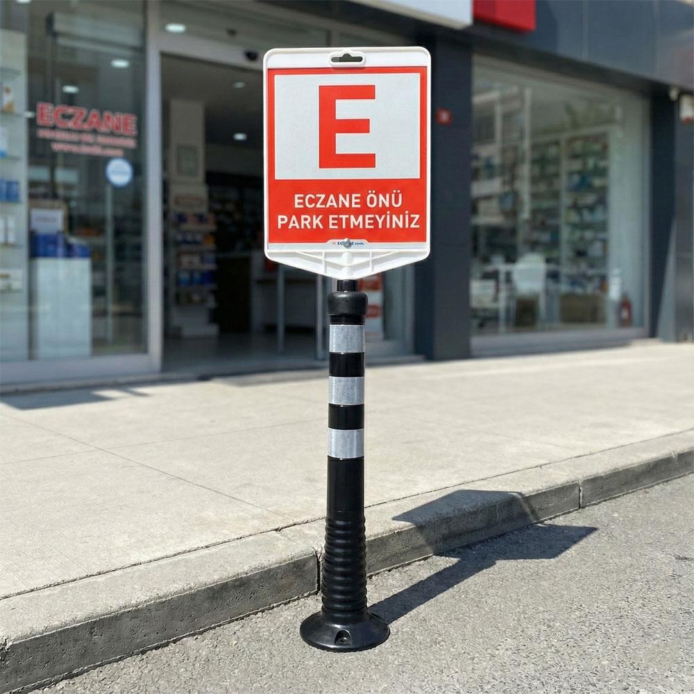 Eczane Önü Park Etmeyiniz Uyarı Levhalı Delinatör Seti SiyahDelinatör Seti