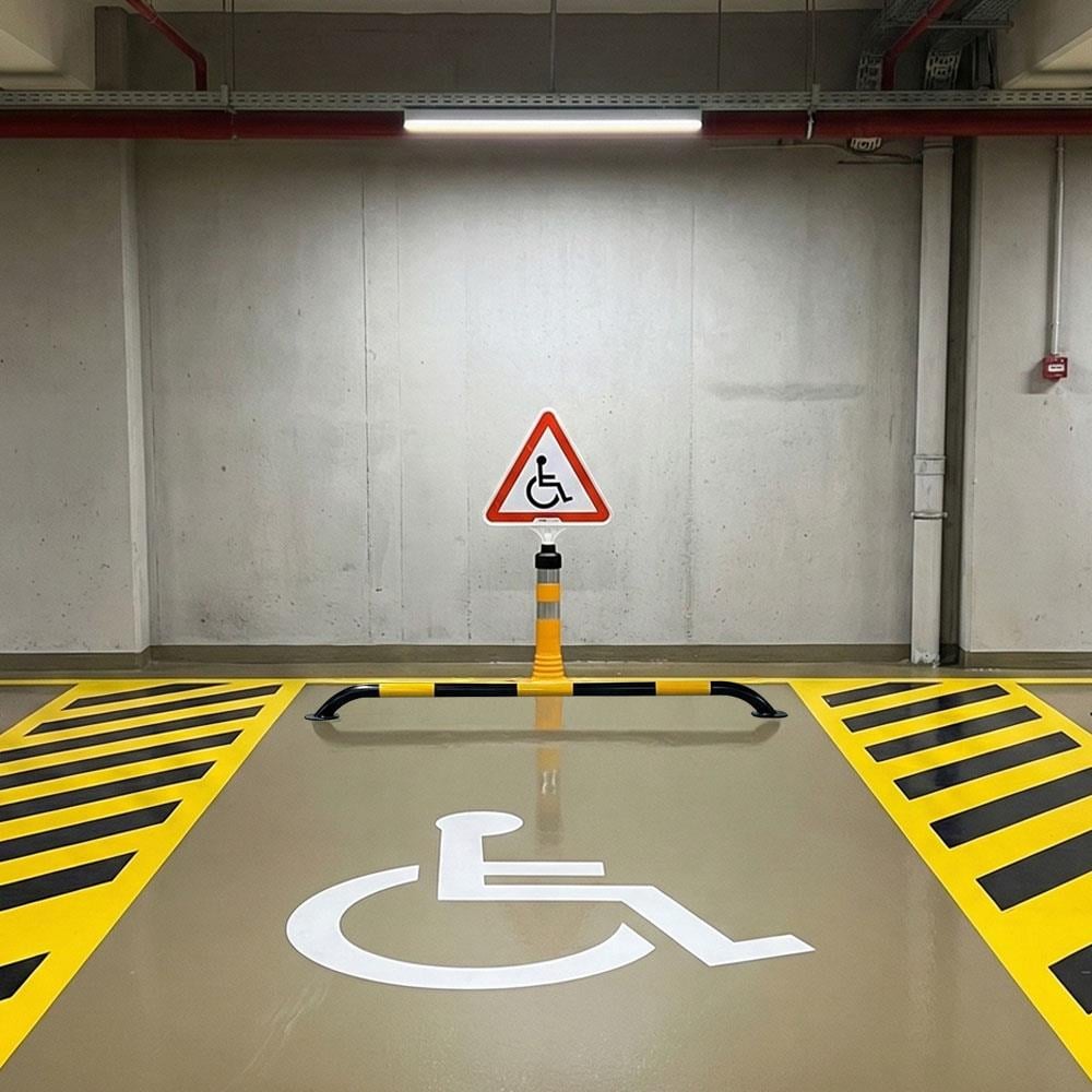 Engelli Park Yeri Üçgen Uyarı Levhalı Delinatör Seti SarıDelinatör Seti