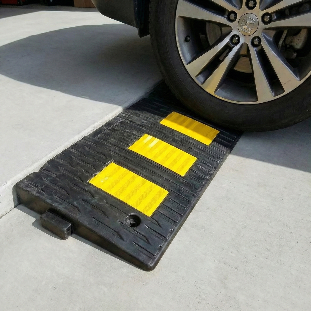 Kauçuk Rampa Set, Otopark Rampası, Kaldırım Rampası 30 x 50 x 4,5 cm - 3 Bantlı - 2,5 MetreRubber Ramp Sets