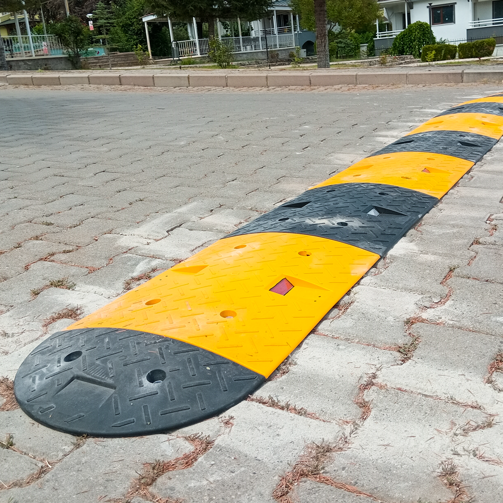 Kauçuk Yol Kasisi Destekli, Hız Kesici Set 3 MetreCompound Yol Kasisi Setleri