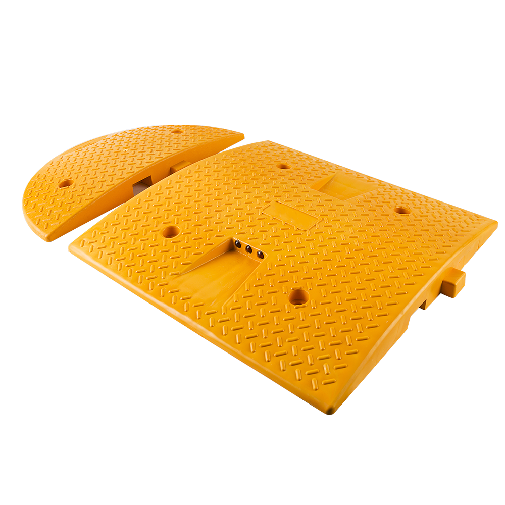 Kedi Gözlü Hız Kesici PPC, Yol Kasisi 50 x 50 x 5 cmPlastik Yol Kasisi