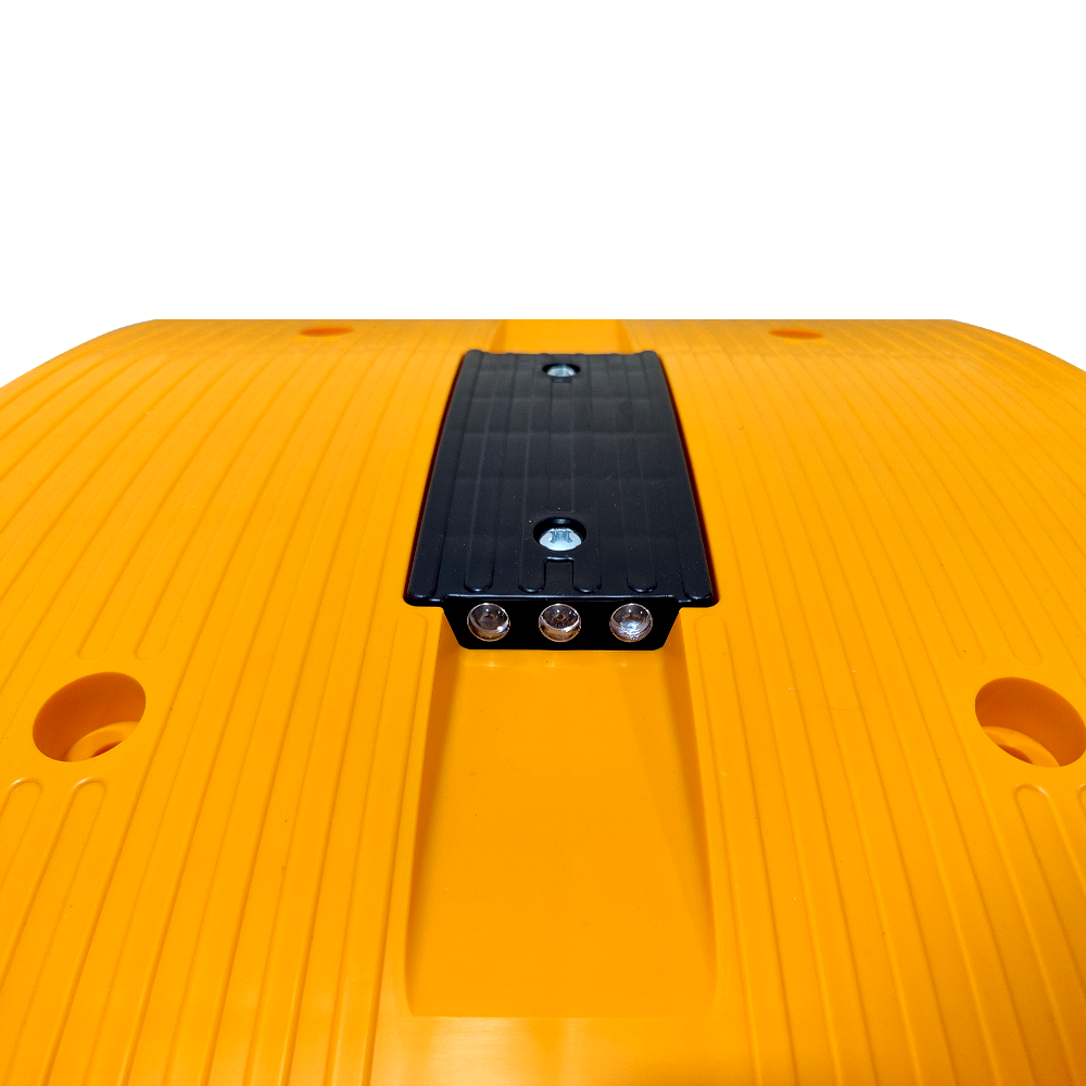 Kedi Gözlü Hız Kesici, Yol Kasisi 50 x 50 x 4,5 cmPlastik Yol Kasisi