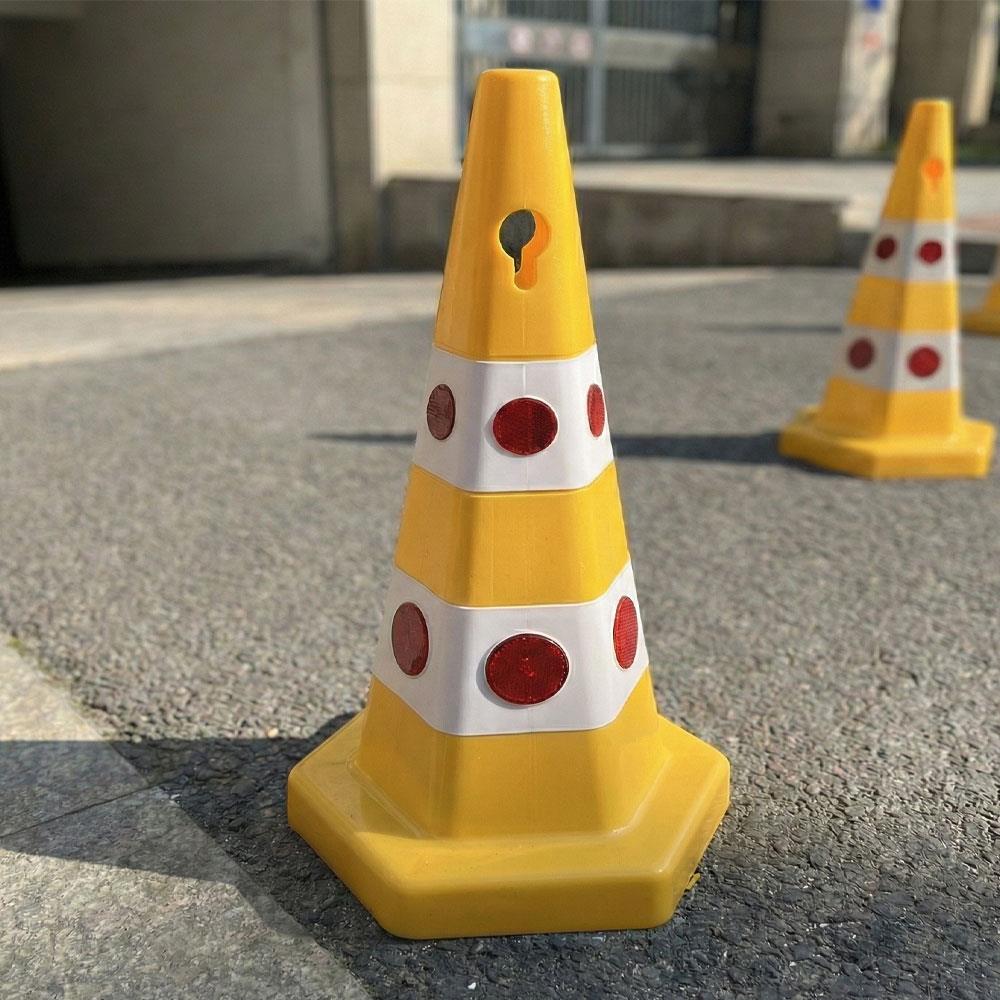 Kedi Gözlü Sarı Altıgen Trafik Konisi 65 cm Ağırlıklı Trafik Dubası Trafik Konisi PPC 50-60-75 cm