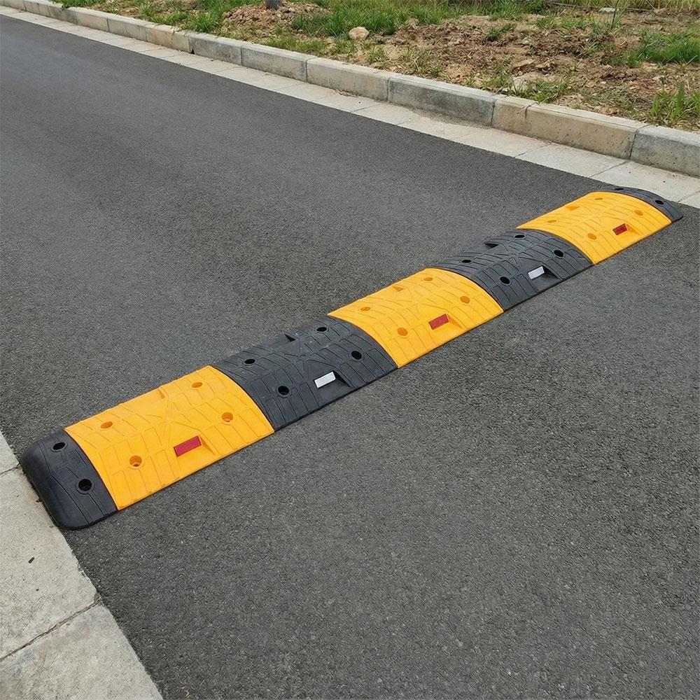 Mercekli Klasik Hız Kesici, Yol Kasisi 3,5 MetrePlastic Speed Bump Sets