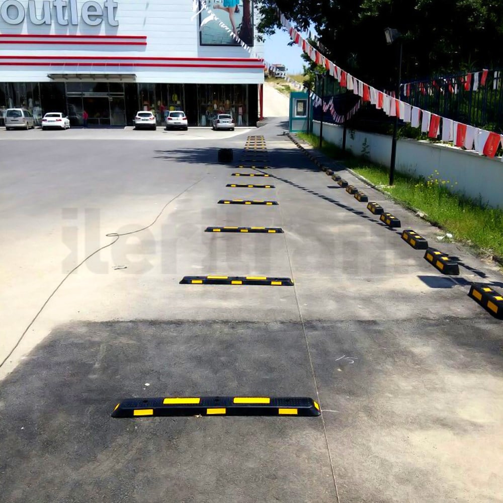 Oto Park Araç Durdurucu Kauçuk Stoper 74x15x10 cm 2 Adet Set 