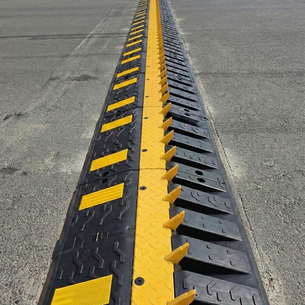 Otopark Kasis Kapanı - Tek Yön - 2 MetreKapanlı Yol Kasisi Setleri