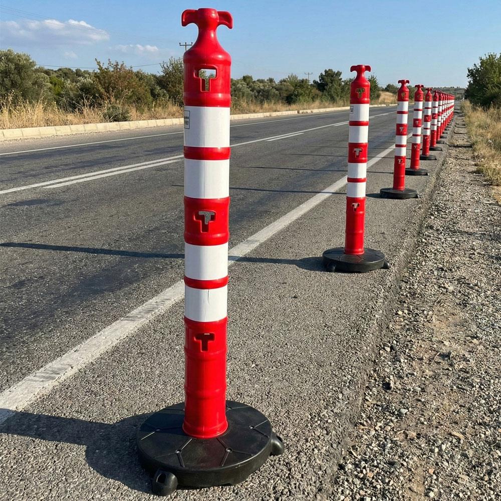 Plastik Ağırlıklı Kırmızı Uyarı Dikmesi, 4 Reflektifli - 120 x 11 cmUyarı Dikmesi