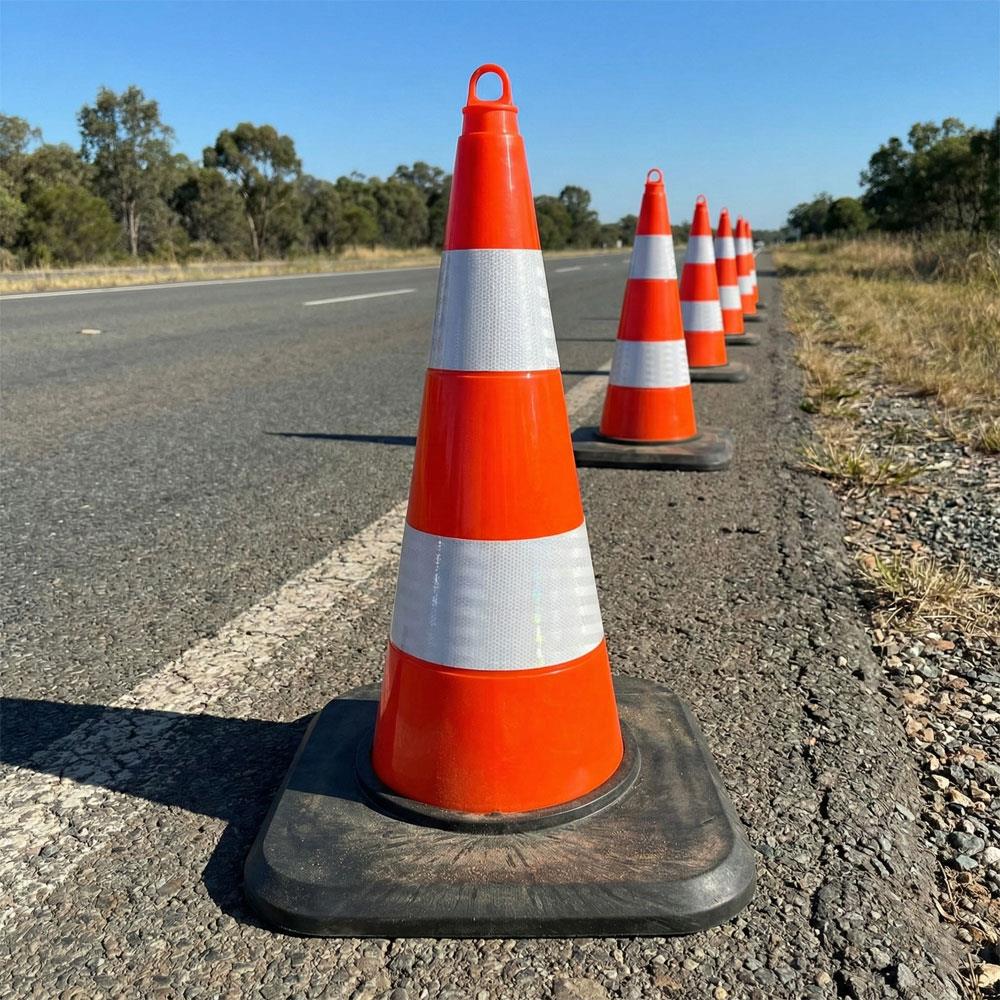PVC Traffic Cone With Double Reflective Collar and Weighted Base 75 cmPVC Traffic Cones 75 cm