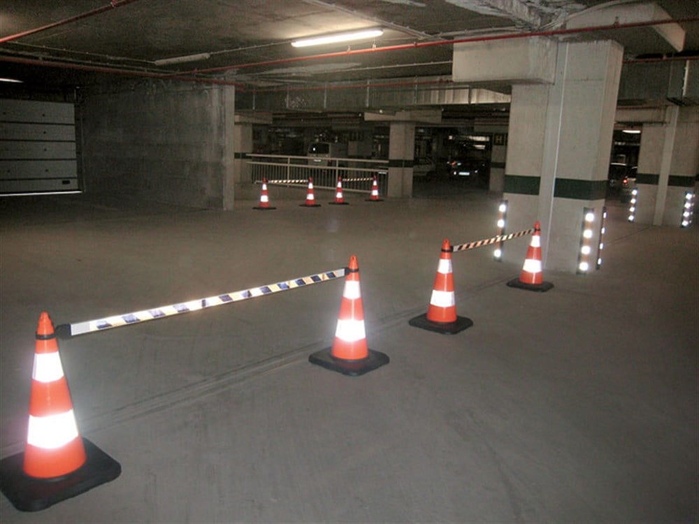 PVC Trafik Konisi 90 cm Çift Reflektifli Trafik Dubası Ağırlıklı