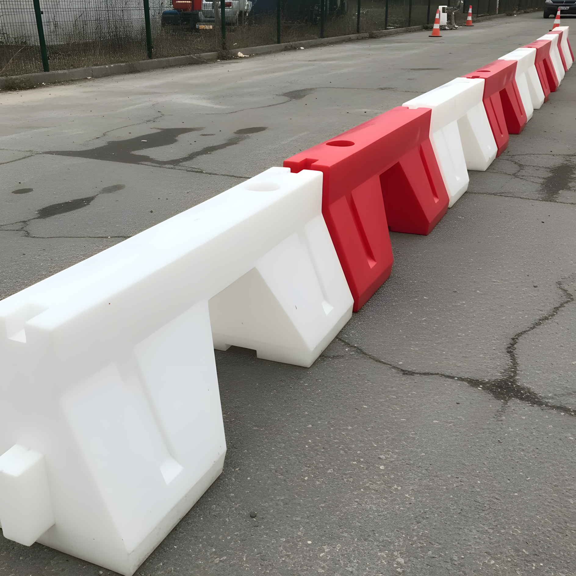 Yol Bariyeri Beyaz 120 x 50 x 50 cmYol Su Bariyeri