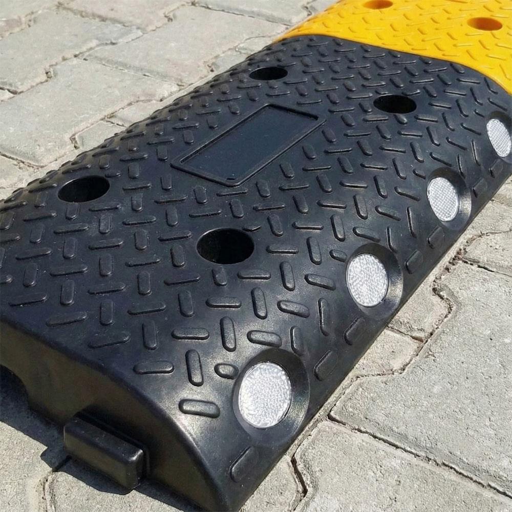 Yüksek Etkili Hız Kesici, Yol Kasisi 2,5 metrePlastic Speed Bump Sets