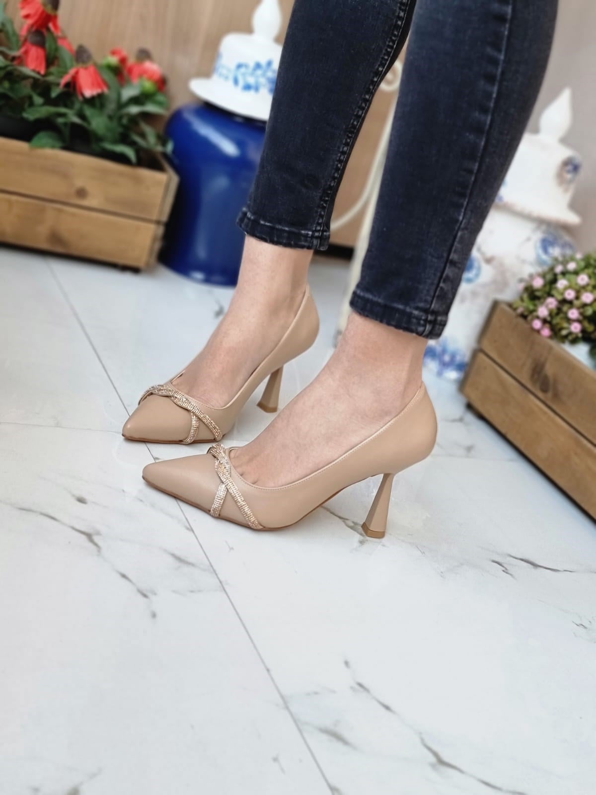 0085 1398 NUDE DERİ