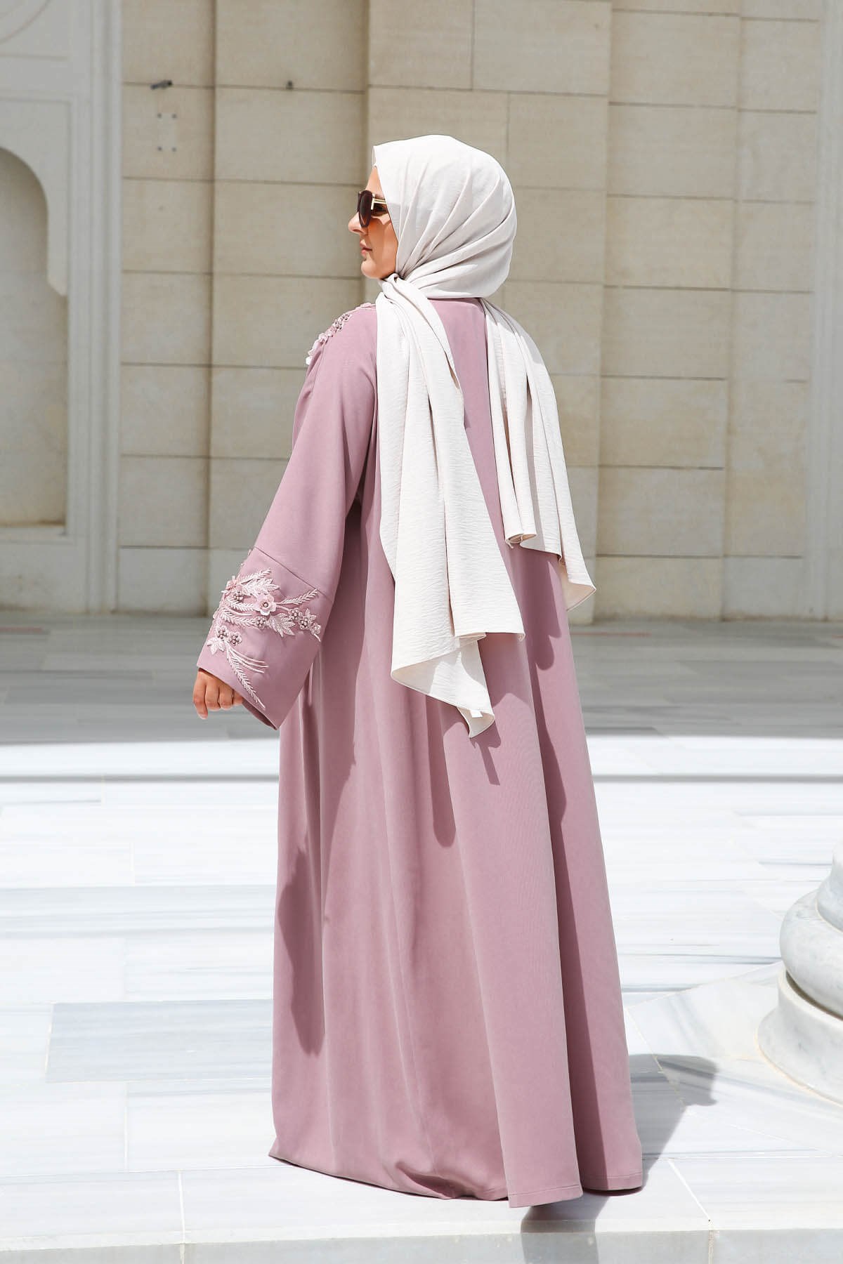 ABAYA DELUXE ROSE