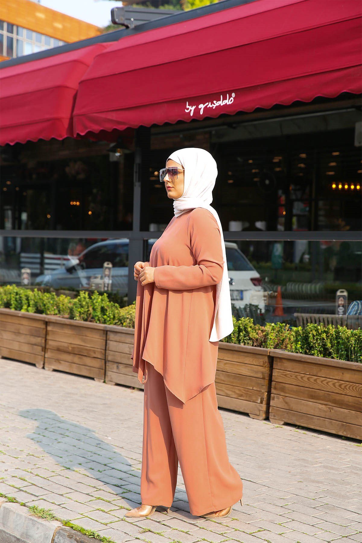 ENSEMBLE MODESTY SAUMON