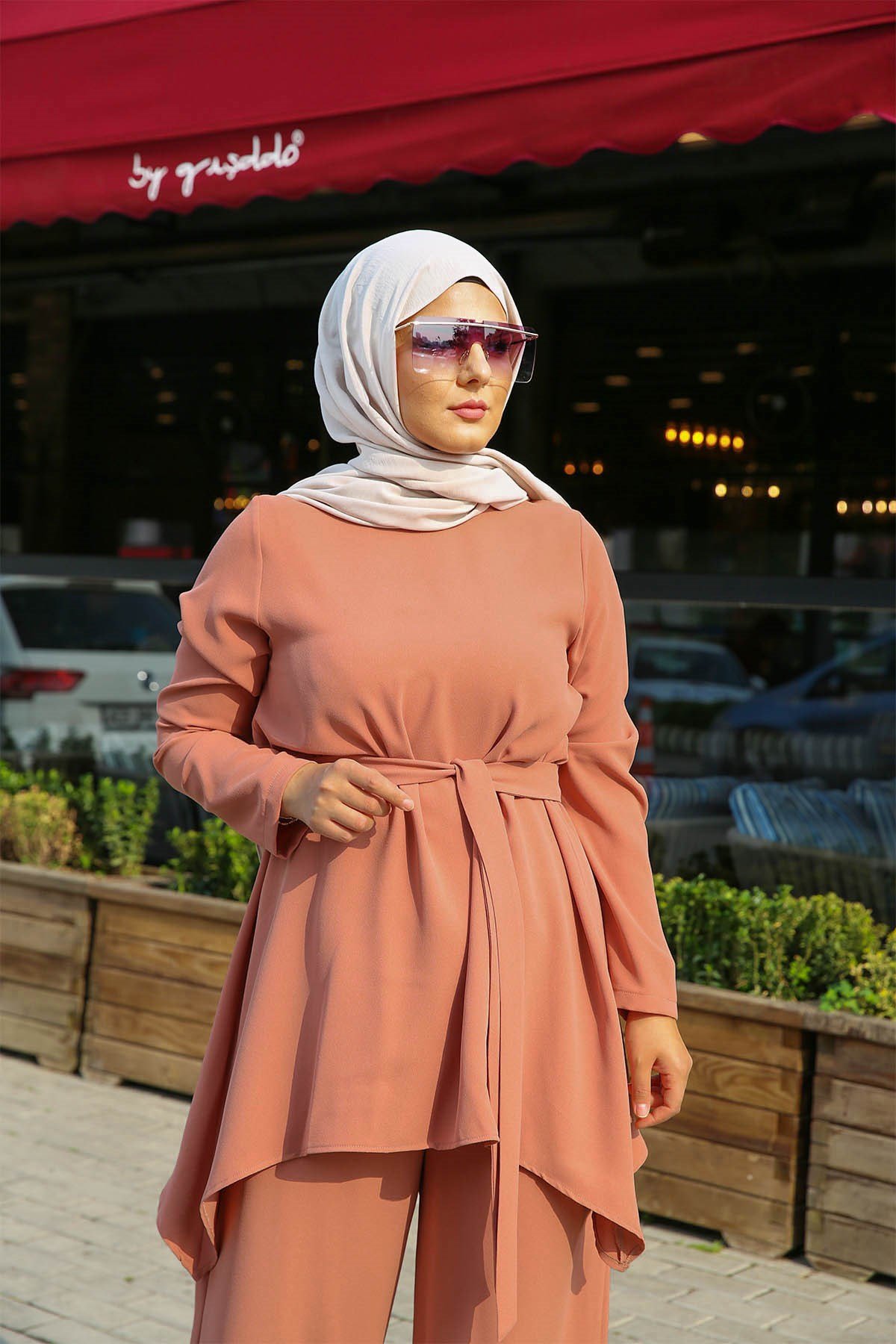 ENSEMBLE MODESTY SAUMON
