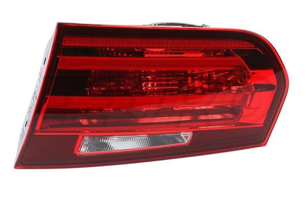 Bmw 3 Serisi F30 Kasa Sağ İç Stop Lambası Depo 