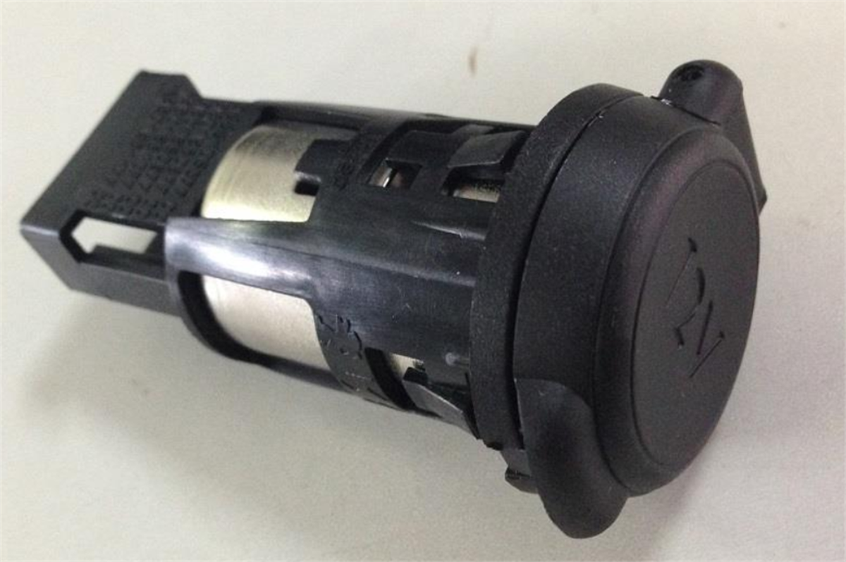 Citroen C-Elyse 12 Volt Giriş Soketi Komple Psa Marka 96661053ZD