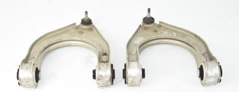 LemforderMercedes E Serisi W211 Kasa Sağ Ve Sol Üst Salıncak Takımı Lemforder Marka A2113308907A2113308907