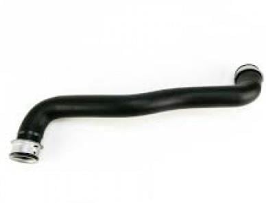 BSGMercedes W204 Kasa C180 271 Motor Radyatör Üst Hortumu Bsg Marka A2045010182A2045010182