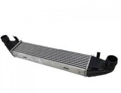 BSGMercedes W204 Kasa C180 274 Motor İnterkol Radyatörü Bsg Marka A2045000200A2045000200