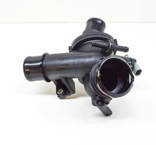 BSGMercedes W204 Kasa C220 CDI Komple Termostat Bsg Marka A6512002800A6512002800