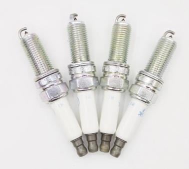 BOSCHMercedes W207 Kasa E250 CGI Ateşleme Bujisi Bosch Marka A0041595803A0041595803